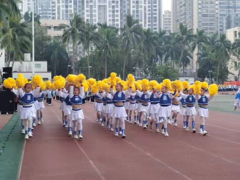 趣味运动我快乐，健体强国我能行――av女优
实验小学第二届体育艺术节