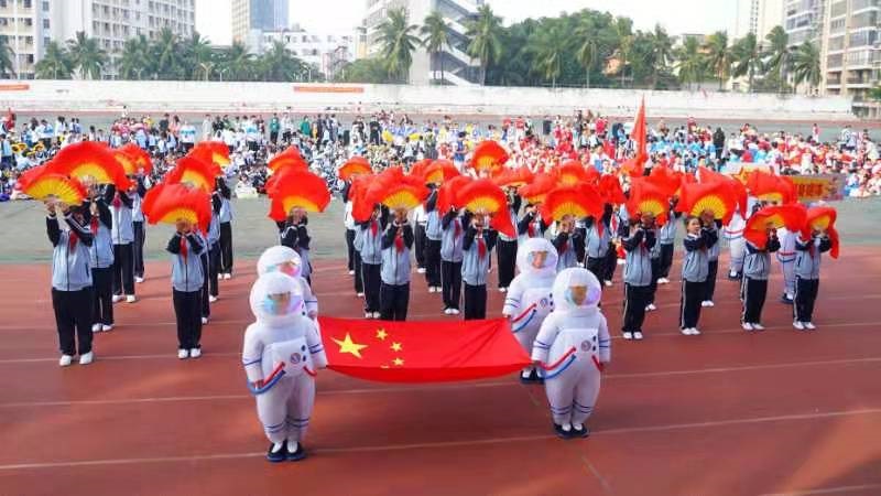 趣味运动我快乐，健体强国我能行――av女优
实验小学第二届体育艺术节