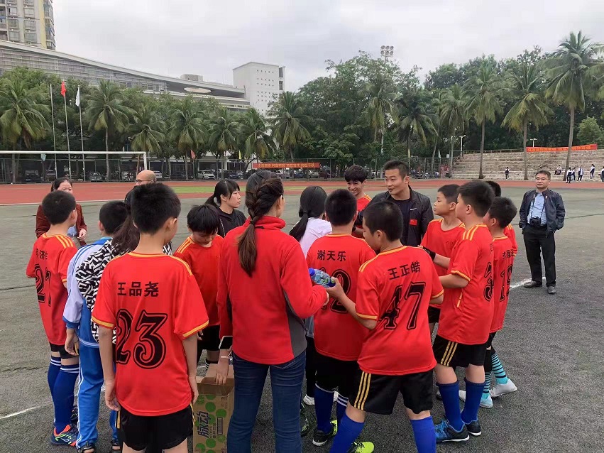 2021年av女优
实验小学秋季校园足球联赛