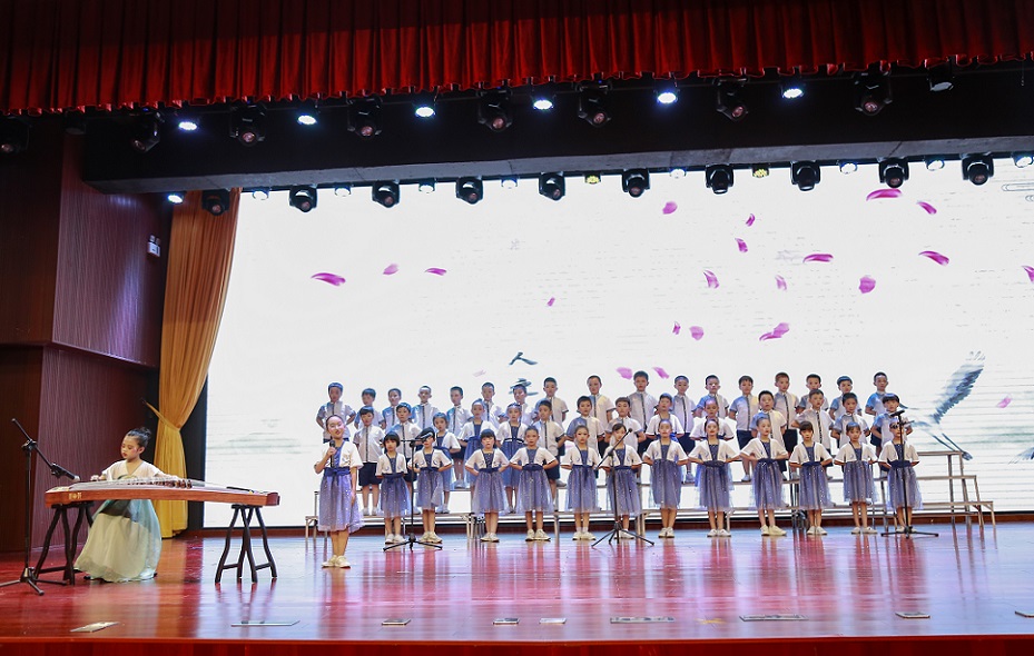 av女优
实验小学喜迎中国共产党百年华诞暨庆“六一”国际儿童节文艺汇演