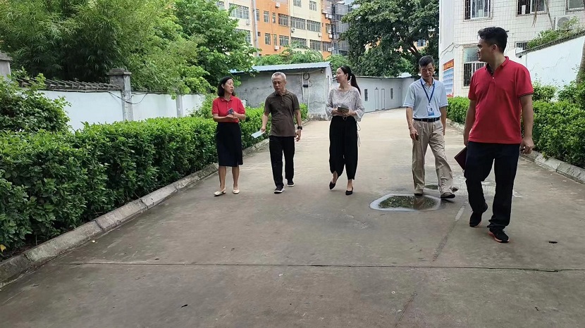 av女优
基础教育集团 一行莅临海师附小检查指导开学工作